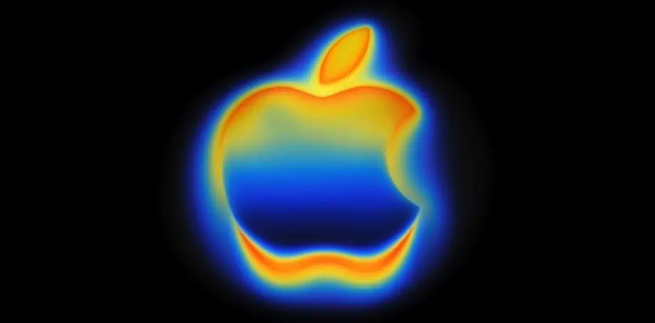 Un logo Apple multicolore e luminoso con effetto heatmap su sfondo nero, ispirato all'iconico design dell'iPhone.